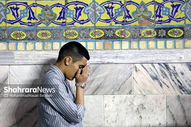 تحویل سال ۱۴۰۲ در حرم مطهر امام رضا (ع)