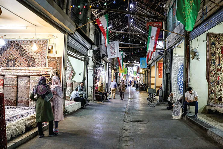 بازسازی یک مغازه آغاز شد