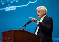 عارف: درباره جزایر سه‌گانه به هیچ وجه کوتاه نمی‌آییم