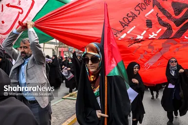 راهپیمایی انزجار مردم مشهد از جنایات رژیم صهیونیستی در لبنان و فلسطین