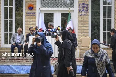 گزارش تصویری | نشست خبری استاندار خراسان رضوی در بیمارستان امام رضا (ع)