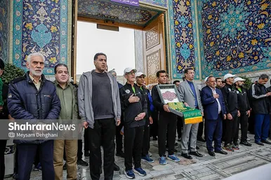 گزارش تصویری | آیین رسمی بدرقه دوندگان کاروان جاده ولایت در حرم مطهر رضوی