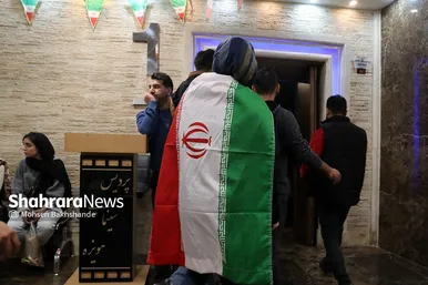 تماشای فوتبال ایران و قطر در سینماهای مشهد