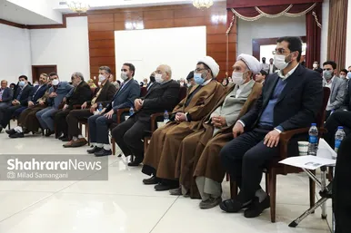 نشست صمیمانه شهردار با روشندلان در محفل انس با قرآن