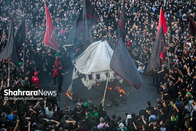 آیین خیمه سوزان عصر عاشورا در مشهد
