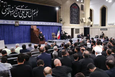 گزارش تصویری | سخنرانی رهبر معظم انقلاب در مراسم عزاداری شهادت امام رضا(ع)