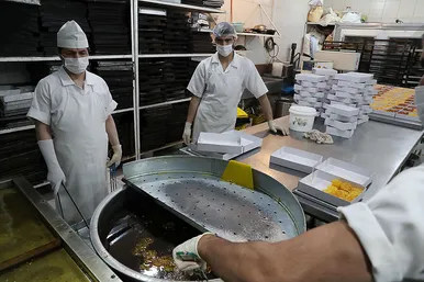 زولبیا و بامیه،شیرینی مخصوص ماه رمضان