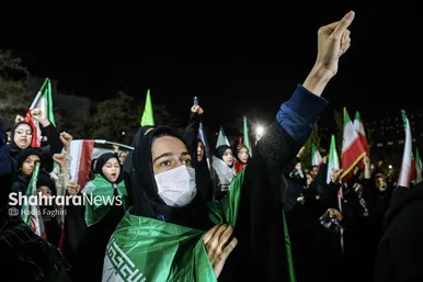 گزارش تصویری | سی‌ودومین خروش شبانه مشهدی‌ها در سنگر خیابان
