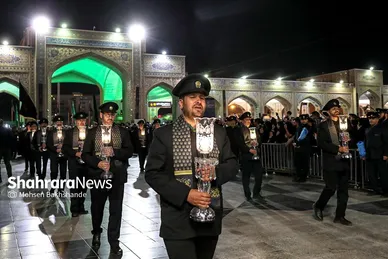 شام غریبان حسینی در حرم مطهر رضوی