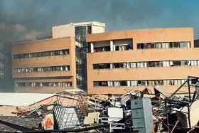 رئیس دانشگاه شهید بهشتی در پی عقب&zwnj;نشینی دشمن، در بیانیه&zwnj;ای از آغاز &laquo;جهاد بازسازی&raquo; در سنگر علم خبر داد