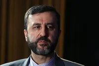 غریب‌آبادی در گفت‌و‌گو با وزیر قبائل افغانستان، بر تقویت همکاری‌های مرزی تأکید کرد