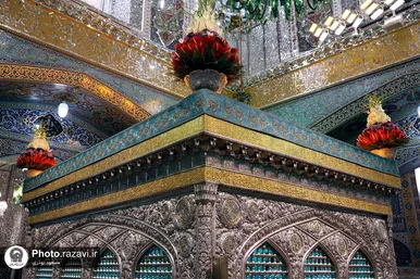 غبارروبی ضریح مطهر رضوی به مناسبت دهه کرامت