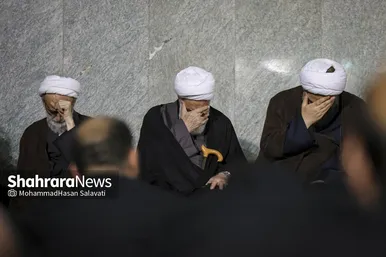 گزارش تصویری | شب چهارم مراسم بزرگداشت رهبر شهید انقلاب اسلامی در حرم مطهر رضوی