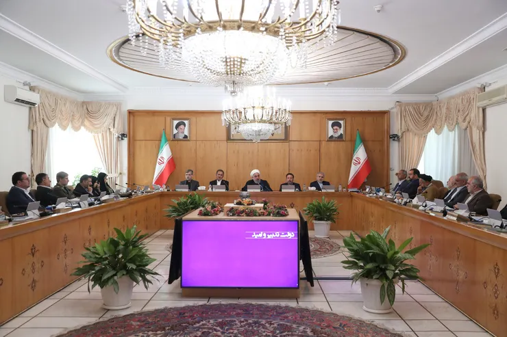 زلزله زدگان آذربایجان شرقی در این سرما نباید زیر چادر بمانند