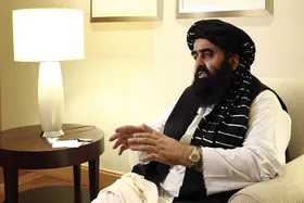 امیرخان متقی: طالبان مسأله دولت فراگیر و حقوق زنان و دختران را حل خواهند کرد