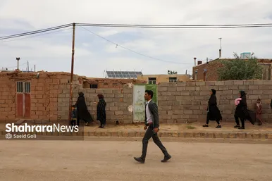 افتتاح ۱۸۲ نیروگاه خورشیدی کوچک‌ مقیاس در نیشابور
