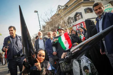راهپیمایی 22 بهمن در مشهد