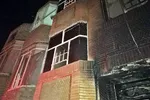 نجات ۱۱ نفر از آتش‌سوزی واحد مسکونی دربولوار طبرسی مشهد+ عکس
