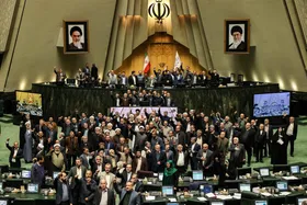نمایندگان مجلس با صدور بیانیه ای از ملت بصیر در برابر فتنه تروریستی آمریکا و اسرائیل قدردانی کردند