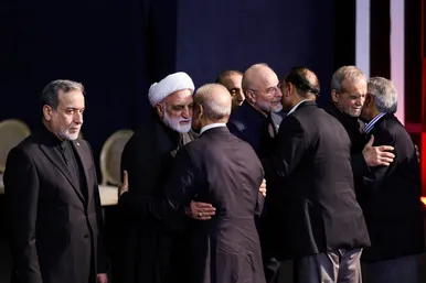 گزارش تصویری | حضور سران کشورهای مختلف برای ادای احترام به رهبر شهید انقلاب اسلامی ایران