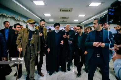 عکس‌هایی از افطاری رئیس جمهور با بازیگران