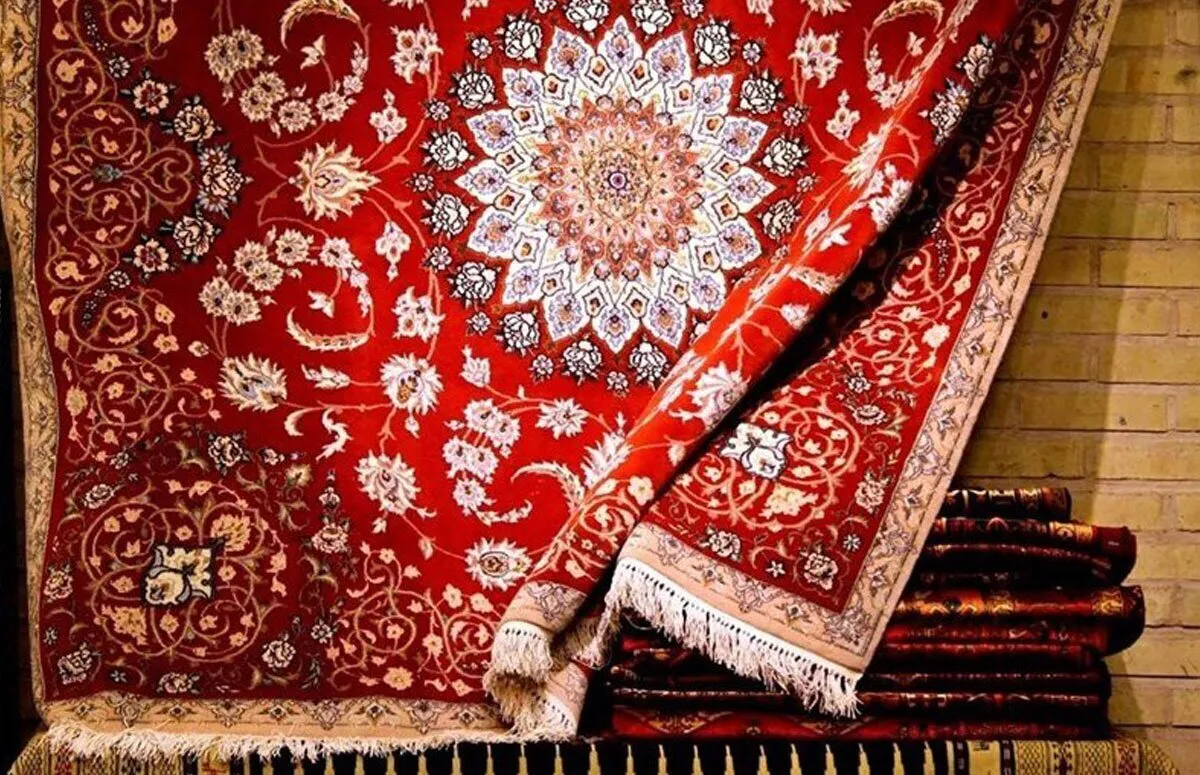 ادغام مرکز ملی فرش ایران، تنزل جایگاه صنعت فرش ایران را به همراه دارد
