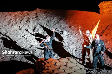 نمایش میدانی «نوری در نیمروز»