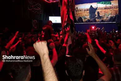 مراسم «شام غریبان حسین» مهاجران افغانستانی‌ در مدرسه علمیه حضرت قائم (عج)