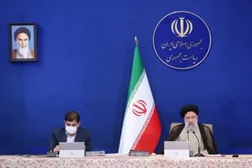 رئیس جمهور: به حقوق نجومی باید خاتمه داده شود | پرداخت&zwnj;های غیرمتعارف در دولت قابل تحمل نیست