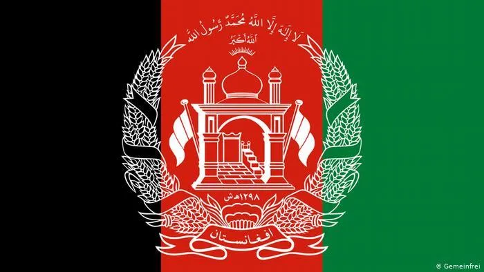 سرگذشت یک پرچم | نگاهی به تغییرات پرچم افغانستان در ۱۰۰ سال گذشته