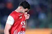 اقدام تنبیهی باشگاه پرسپولیس | هافبک پرسپولیس ممنوع‌التمرین شد