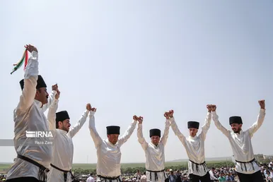 جشنواره کوچ عشایر مغان