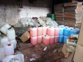 مهر و موم کارگاه تولید موادشوینده تقلبی در مشهد (۱۲ اردیبهشت)