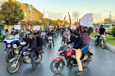 تجمع هیئات مذهبی در محکومیت اغتشاشات اخیر 