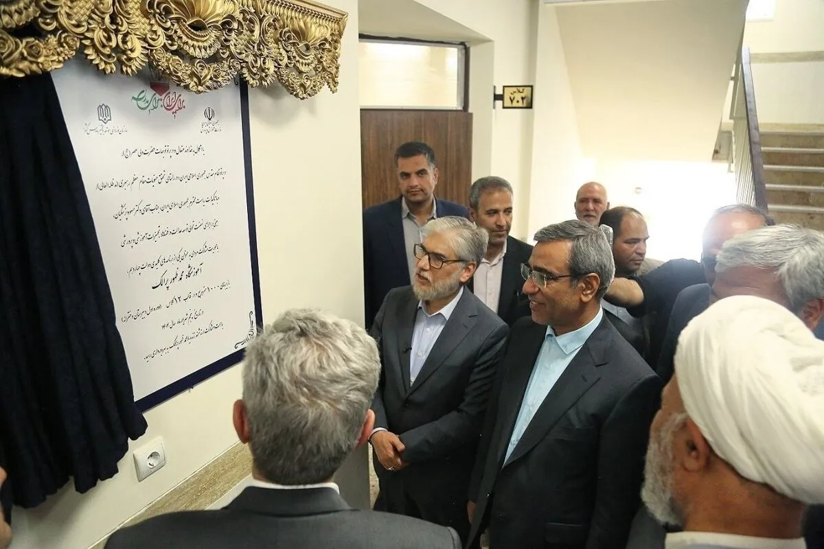 افتتاح مدرسه ۱۲ کلاسه «محمد ظهور پرالک» در مشهد با حضور وزیر علوم