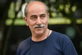 &laquo;مهرداد فلاحتگر&raquo; هنرمند سینما و تلویزیون در زادگاهش آرام گرفت