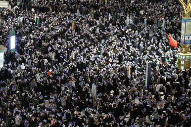 مراسم احیاء شب 23 ماه رمضان در حرم مطهر رضوی
