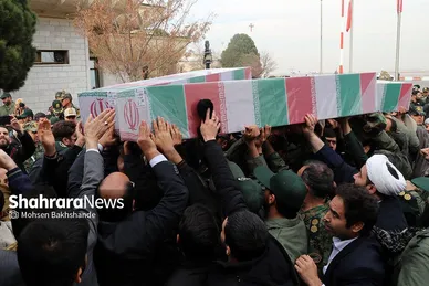 ورود پیکر مطهر ۱۲ شهید گمنام به مشهد