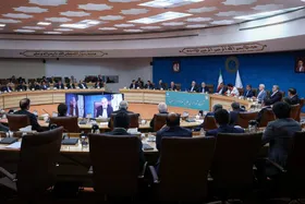 پزشکیان: شهرداری&zwnj;ها می&zwnj;توانند با حمایت از تولیدکنندگان و بخش خصوصی از توقف تولید جلوگیری کنند