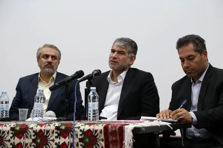 وزیر کشاورزی خبر داد: پیش‌بینی تولید ۸.۵ میلیون تن گندم در سال ۱۴۰۲