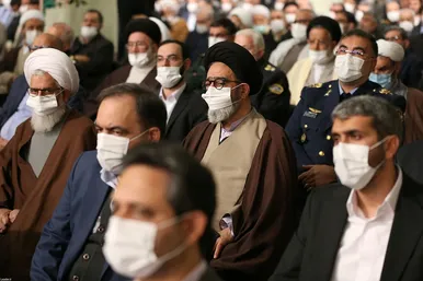 عکس | دیدار جمعی از مسئولان نظام و سفیران کشورهای اسلامی با مقام معظم رهبری