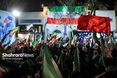 گزارش تصویری | مردم انقلابی در آخرین چهارشنبه سال ۱۴۰۴ در خیابان احمدآباد مشهد
