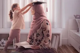 بررسی ویژگی&zwnj;های زن تراز انقلاب اسلامی