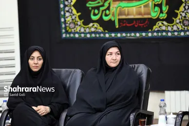 دیدار جمعی از خبرنگاران و کارمندان مؤسسه فرهنگی شهرآرا با نماینده ولی‌فقیه در خراسان‌رضوی