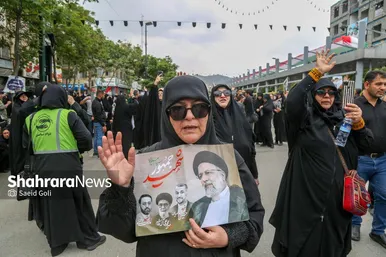مشهد در ماتم رئیس جمهور شهید (۱)