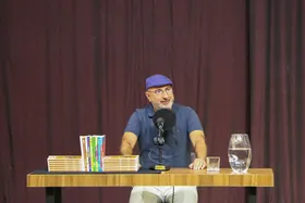 ضابطیان: شکل سنتی کتاب&zwnj;خواندن با وجود هوش مصنوعی در آینده تغییری نخواهد کرد