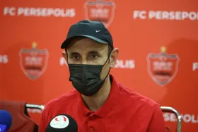سکوت عجیب یحیی گل&zwnj;محمدی در خصوص استعفا از سرمربی&zwnj;گری پرسپولیس