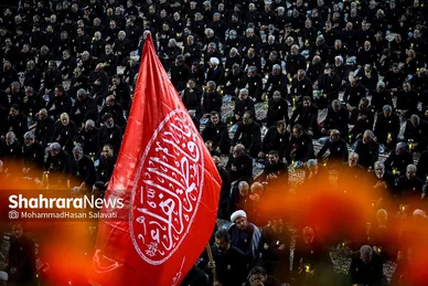 تصاویری از آئین شام غریبان امام رضا (ع) در حرم مطهر رضوی