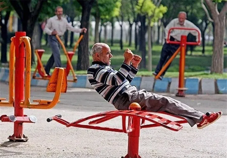 امید به زندگی در ایران به ۸۰ سال رسید