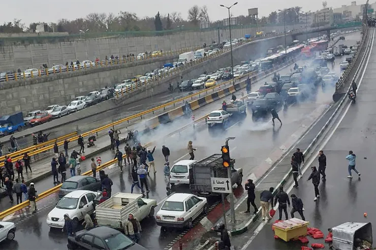 بازخوانی توطئه غرب در دومین سالگرد وقایع آبان ۹۸